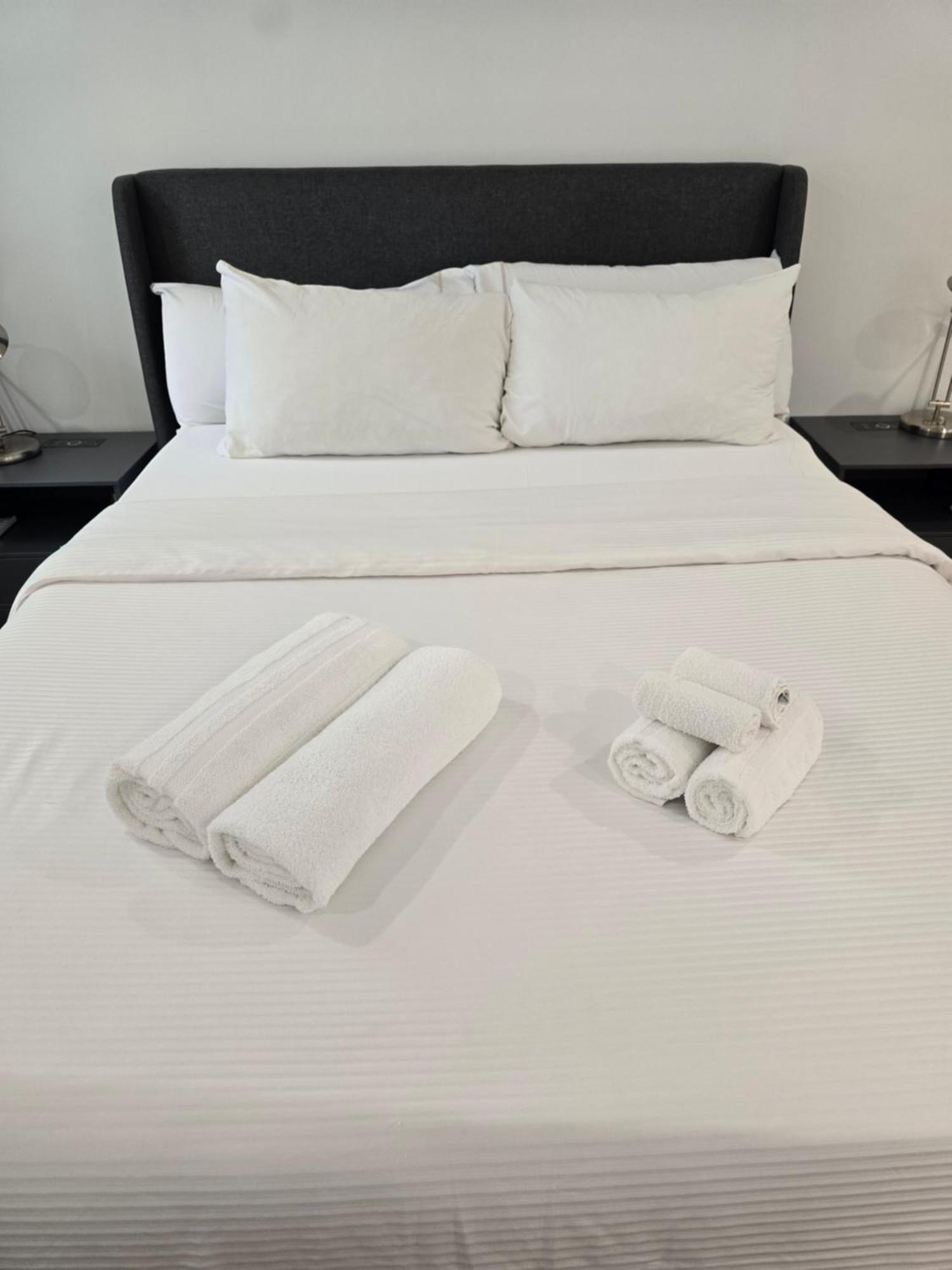 Beautiful Boston Bedroom - New Renovation Ngoại thất bức ảnh