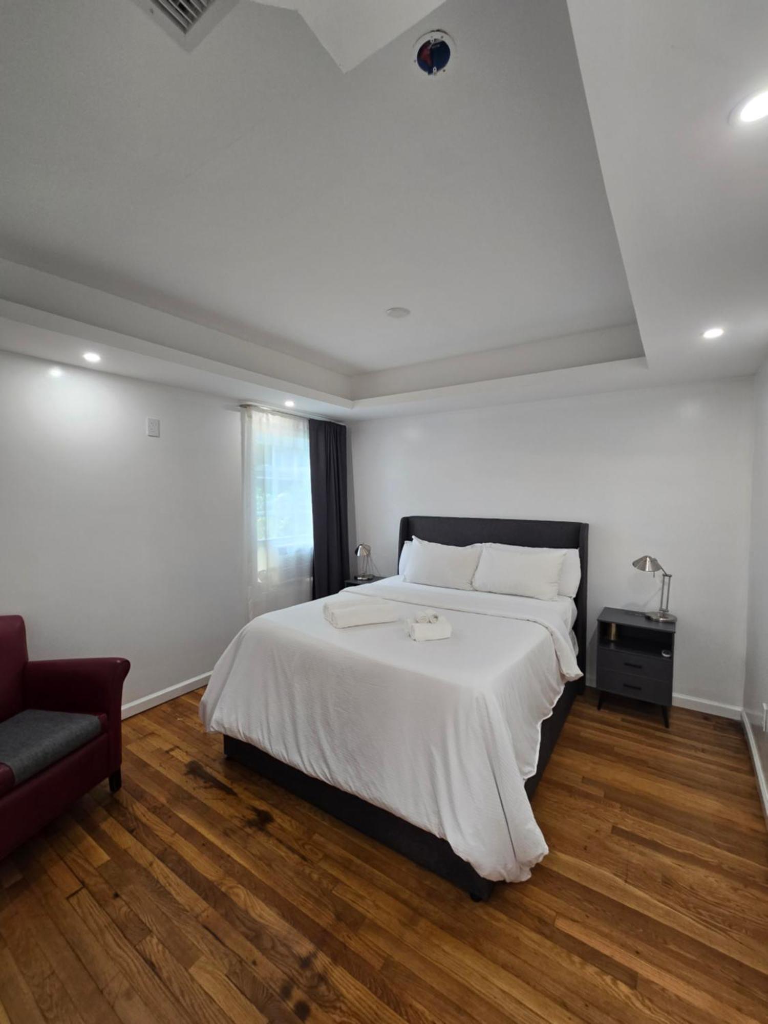 Beautiful Boston Bedroom - New Renovation Ngoại thất bức ảnh
